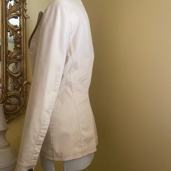 Escada beige blazer size 10 - Picture 5 of 6